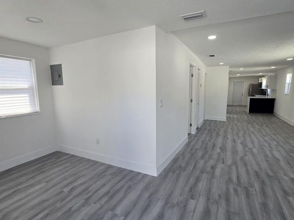 7026 NW 21st Ave, Miami FL 33147
