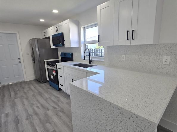 7026 NW 21st Ave, Miami FL 33147