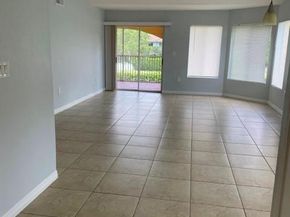 2667 NW 33rd St 2412, Oakland Park FL 33309