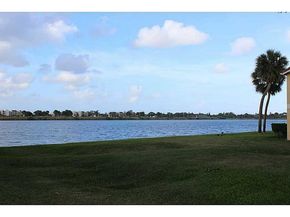2667 NW 33rd St 2412, Oakland Park FL 33309