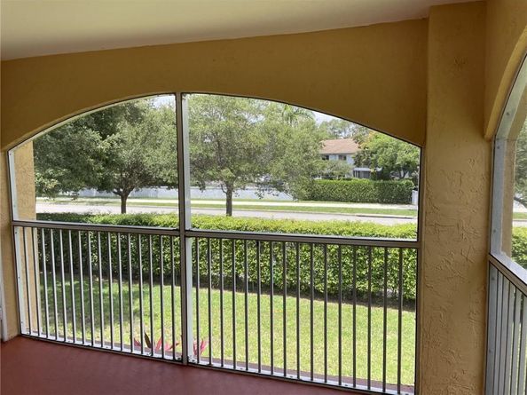 2667 NW 33rd St 2412, Oakland Park FL 33309