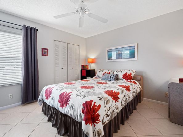 4745 E Lucerne Lakes Boulevard 103, Lake Worth FL 33467