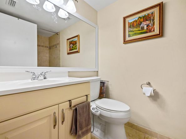 4745 E Lucerne Lakes Boulevard 103, Lake Worth FL 33467