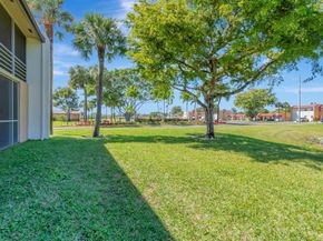 100 Lake Meryl Dr 201, West Palm Beach FL 33411