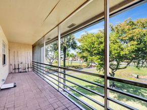 100 Lake Meryl Dr 201, West Palm Beach FL 33411