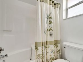 100 Lake Meryl Dr 201, West Palm Beach FL 33411