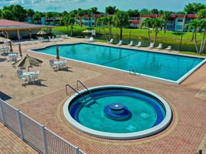 100 Lake Meryl Dr 201, West Palm Beach FL 33411