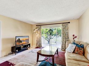 100 Lake Meryl Dr 201, West Palm Beach FL 33411