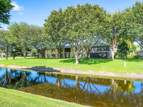 17 Stratford Drive F, Boynton Beach FL 33436