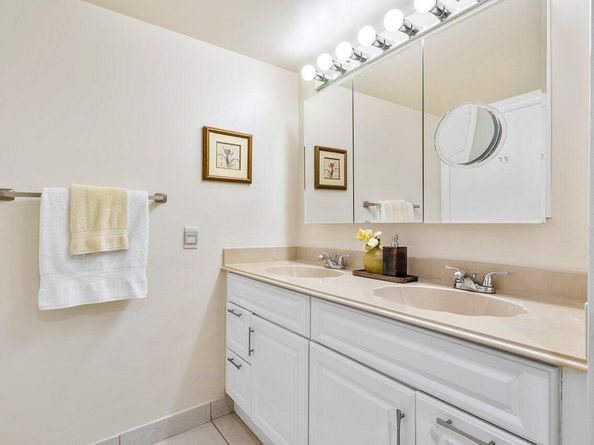 17 Stratford Drive F, Boynton Beach FL 33436