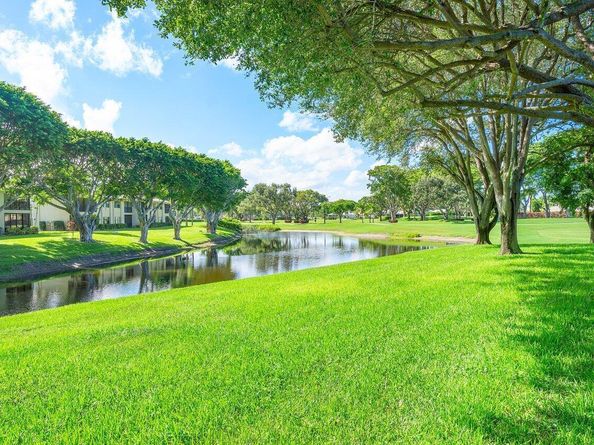 17 Stratford Drive F, Boynton Beach FL 33436