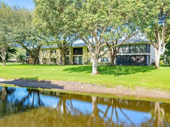 17 Stratford Drive F, Boynton Beach FL 33436