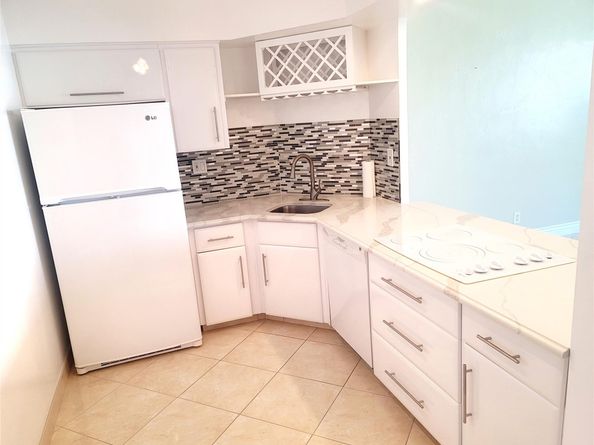 3233 NE 34th St 1102, Fort Lauderdale FL 33308