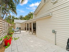 321 N Lakeside Drive, Lake Worth Beach FL 33460