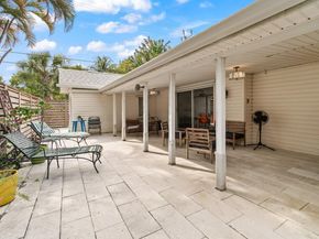 321 N Lakeside Drive, Lake Worth Beach FL 33460
