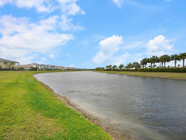 5548 Macoon Way, Westlake FL 33470