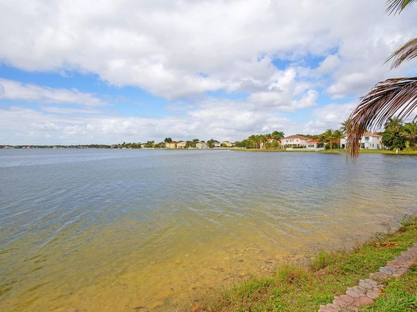 5151 SW 159th Ave, Miramar FL 33027