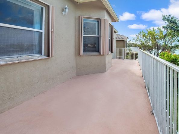 5151 SW 159th Ave, Miramar FL 33027