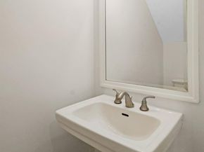 690 SE 23rd Avenue 3, Pompano Beach FL 33062