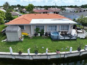 5809 NW 86th Ter, Tamarac FL 33321