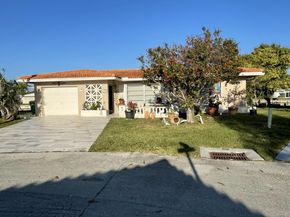 5809 NW 86th Ter, Tamarac FL 33321