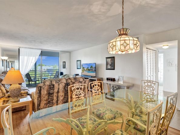 2831 Somerset Dr 414, Lauderdale Lakes FL 33311