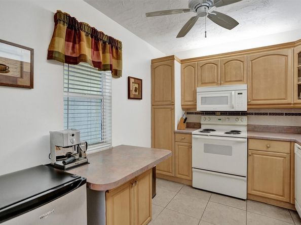 2831 Somerset Dr 414, Lauderdale Lakes FL 33311