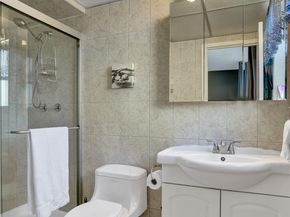2831 Somerset Dr 414, Lauderdale Lakes FL 33311