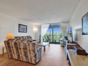 2831 Somerset Dr 414, Lauderdale Lakes FL 33311