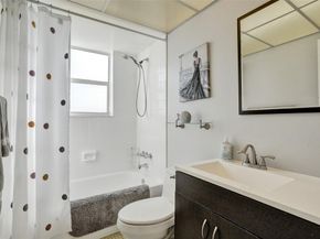 2831 Somerset Dr 414, Lauderdale Lakes FL 33311