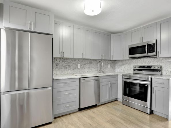5168 NE 6th Ave 406, Fort Lauderdale FL 33334