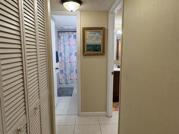 3070 Holiday Springs Boulevard 201, Margate FL 33063