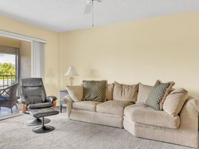 3146 Via Poinciana 315, Lake Worth FL 33467