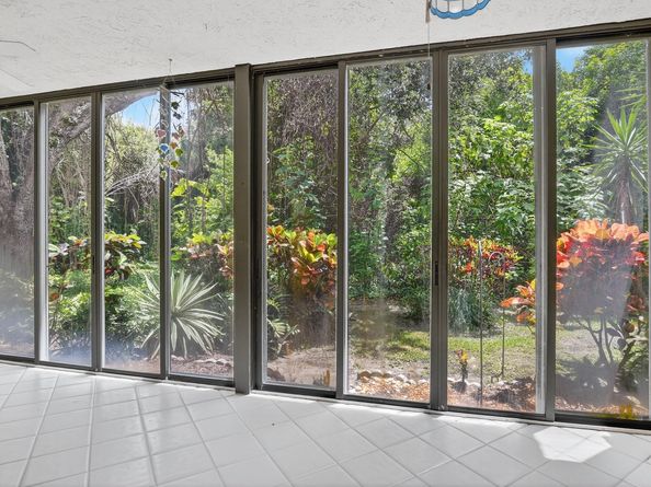 Undisclosed Address #FX-10485994, Boca Raton FL 33486