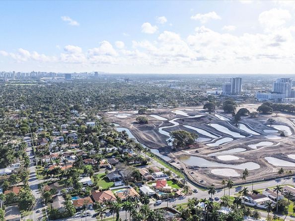 1322 Johnson St, Hollywood FL 33019