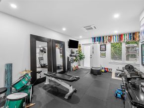 2421 NE 12th St, Fort Lauderdale FL 33304