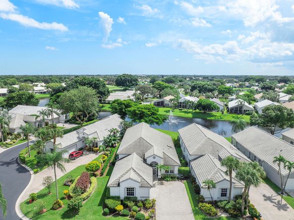 6388 Three Lakes Lane, Boynton Beach FL 33437