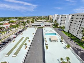 301 Lake Shore Drive 809, Lake Park FL 33403
