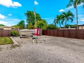 4801 SW 98th Avenue Rd, Miami FL 33165