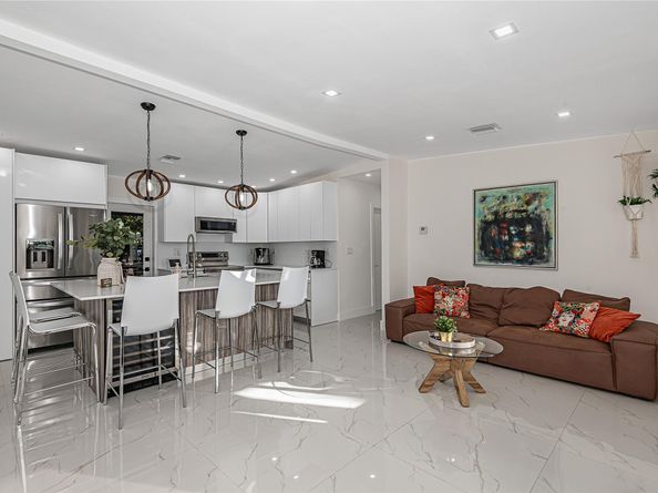 4801 SW 98th Avenue Rd, Miami FL 33165
