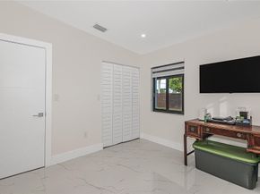 4801 SW 98th Avenue Rd, Miami FL 33165