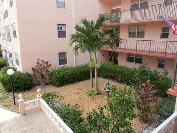 2851 Somerset Dr 103, Lauderdale Lakes FL 33311