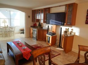 2851 Somerset Dr 103, Lauderdale Lakes FL 33311