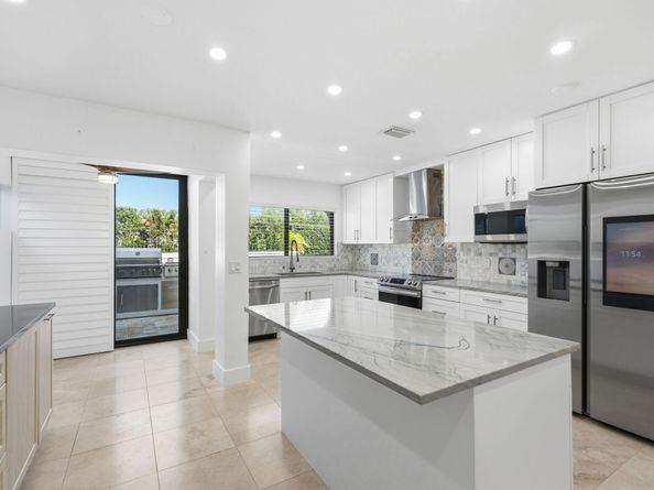 1484 Via Del Sol, Jupiter FL 33477