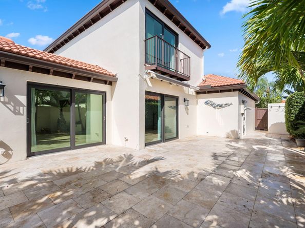 1484 Via Del Sol, Jupiter FL 33477