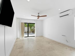 1484 Via Del Sol, Jupiter FL 33477