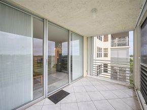 3520 Oaks Way 806, Pompano Beach FL 33069
