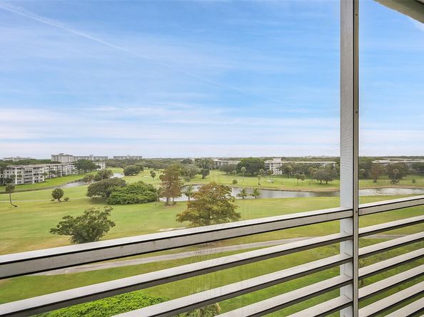 3520 Oaks Way 806, Pompano Beach FL 33069