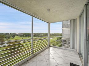 3520 Oaks Way 806, Pompano Beach FL 33069