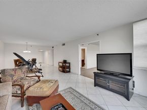 3520 Oaks Way 806, Pompano Beach FL 33069